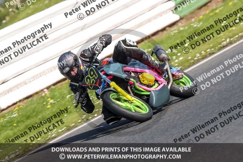 enduro digital images;event digital images;eventdigitalimages;mallory park;mallory park photographs;mallory park trackday;mallory park trackday photographs;no limits trackdays;peter wileman photography;racing digital images;trackday digital images;trackday photos